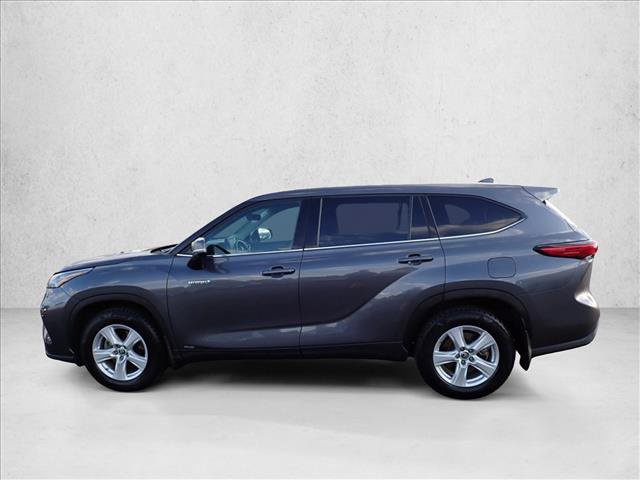 Used 2020 Toyota Highlander LE AWD/4WD image 2