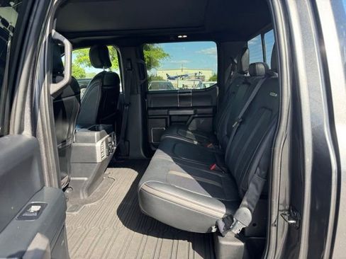 Used 2019 Ford F150 Platinum w/ Equipment Group 701A Luxury AWD/4WD image 13