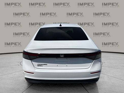 Used 2025 Honda Accord SE image 4