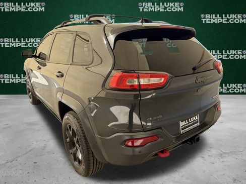Used 2017 Jeep Cherokee Trailhawk w/ Comfort/Convenience Group AWD/4WD image 5