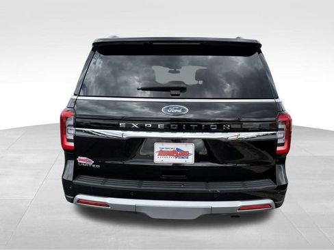 Used 2024 Ford Expedition Limited image 5
