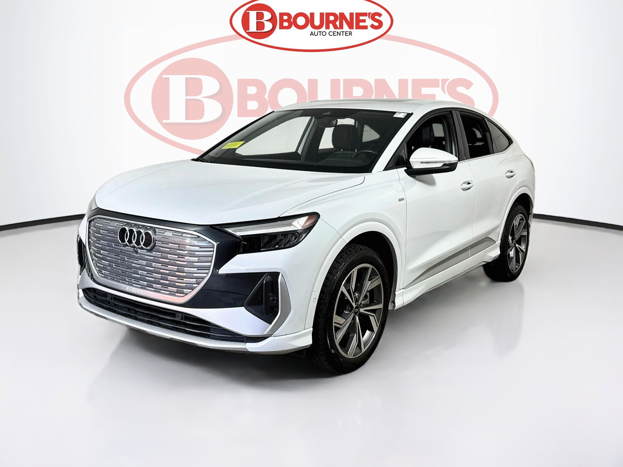 Used 2023 Audi Q4 e-tron Premium Plus w/ Premium Plus AWD/4WD image 7