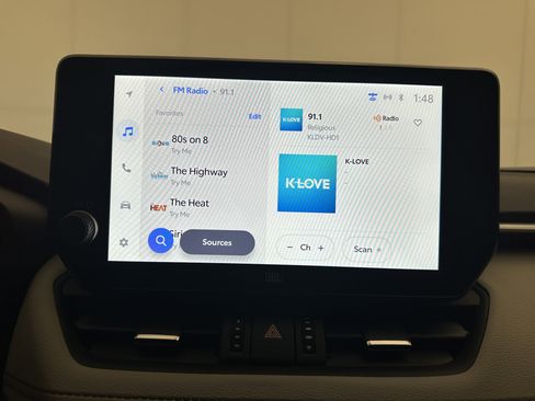 Used 2025 Toyota RAV4 XLE Premium image 27