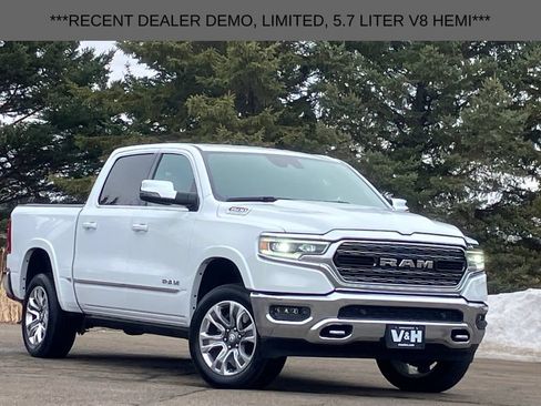 Used 2024 RAM 1500 Limited AWD/4WD image 1