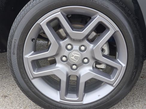 Used 2023 Honda Passport EX-L image 12