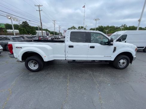 Used 2022 Ford F350 XLT AWD/4WD image 8