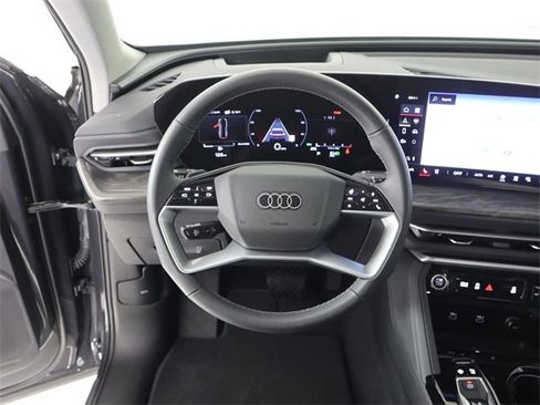 New 2025 Audi Q5 Premium Plus image 22