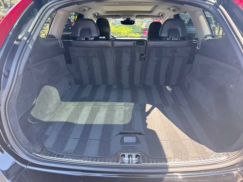 Used 2015 Volvo XC60 T6 w/ Proximity Package AWD/4WD image 41