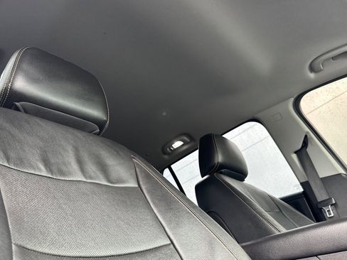 Used 2020 GMC Terrain SLT image 18