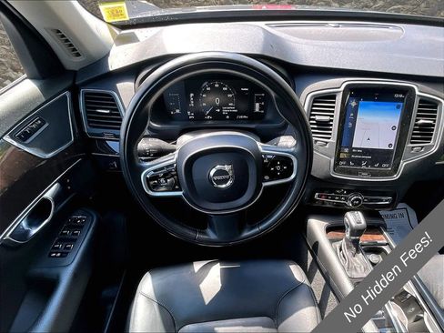 Used 2018 Volvo XC90 T5 Momentum w/ Convenience Package AWD/4WD image 5