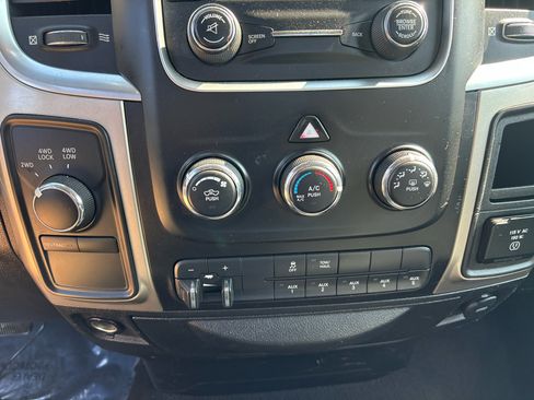 Used 2018 RAM 2500 SLT w/ Popular Equipment Group image 29