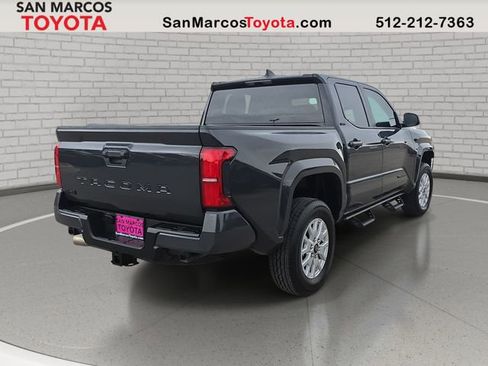 Used 2025 Toyota Tacoma SR5 AWD/4WD image 6