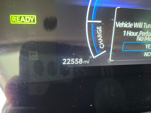 Used 2025 Toyota Camry LE FWD image 16