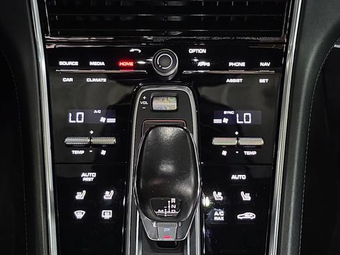 Certified 2020 Porsche Panamera GTS AWD/4WD image 19
