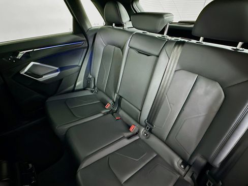 Used 2023 Audi Q3 2.0T Premium Plus image 23