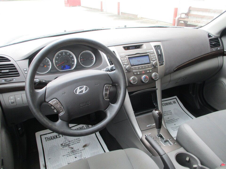 Used 2010 Hyundai Sonata GLS FWD image 7