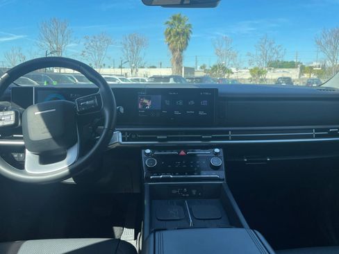 Used 2025 Hyundai Santa Fe SEL image 35