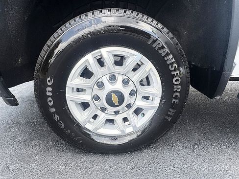 Used 2025 Chevrolet Silverado 2500 W/T w/ WT Convenience Package AWD/4WD image 8