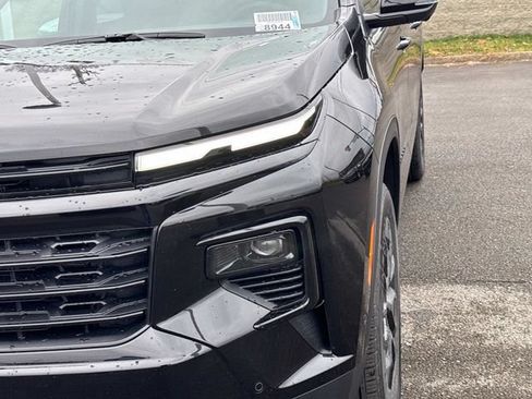 New 2026 Chevrolet Traverse LT w/ Enhanced Driving Package FWD image 10