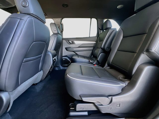 New 2027 Buick Enclave Preferred w/ Power Package FWD image 17