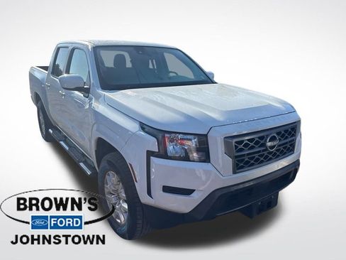 Used 2023 Nissan Frontier SV image 1