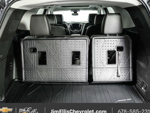 Certified 2020 Chevrolet Traverse Premier w/ Redline Edition FWD image 33