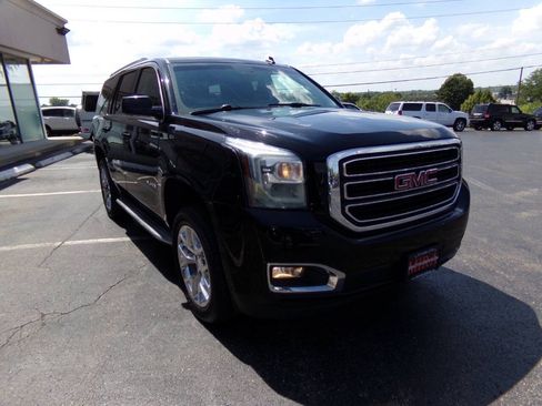 Used 2015 GMC Yukon SLT w/ HD Trailering Package AWD/4WD image 5