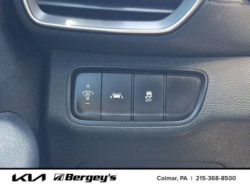 Used 2020 Hyundai Santa Fe SE FWD image 24