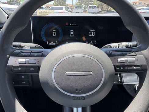 Used 2025 Hyundai Sonata SEL FWD image 22