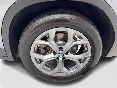 Used 2024 BMW X3 sDrive30i w/ Convenience Package image 90