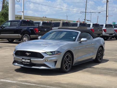 Used 2020 Ford Mustang Premium RWD image 10