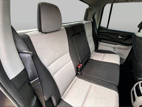 Used 2017 Honda Ridgeline RTS image 19