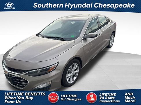 Used 2025 Chevrolet Malibu LT image 1