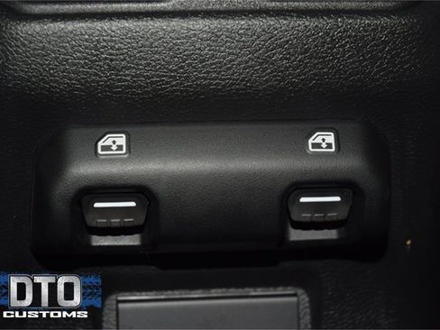 Used 2023 Jeep Gladiator Mojave w/ Trailer Tow Package image 40