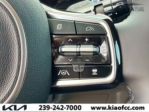 New 2026 Kia Carnival EX image 36