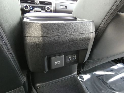 Used 2025 Toyota Tacoma TRD Off-Road w/ TRD Off Road Premium Package image 63