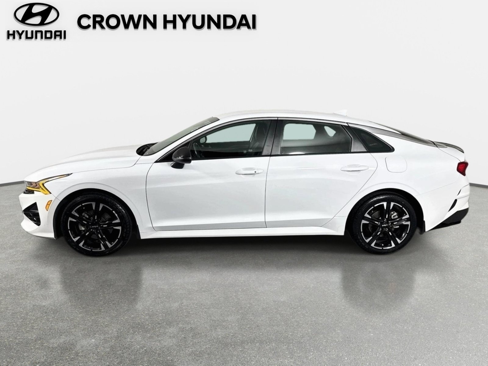 Used 2024 Kia K5 GT-Line w/ GT-Line Premium Package FWD image 8
