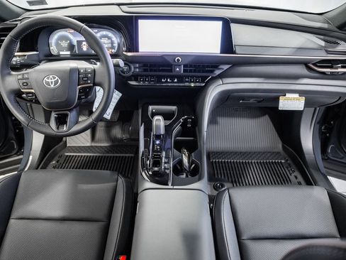 New 2026 Toyota Crown Signia XLE image 20