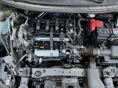 New 2025 Nissan Versa SR image 27