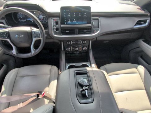 Certified 2023 Chevrolet Tahoe Z71 w/ Luxury Package AWD/4WD image 33