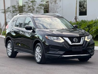 Used 2018 Nissan Rogue SV