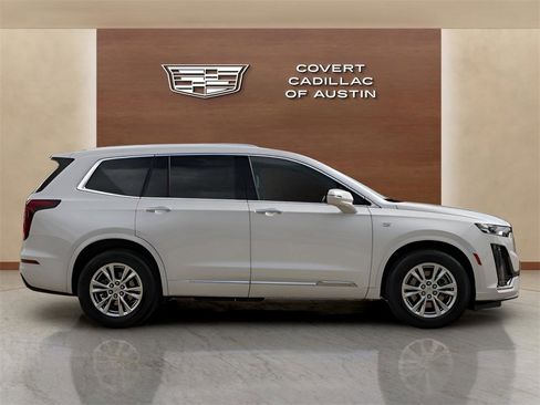 Used 2022 Cadillac XT6 Luxury image 5