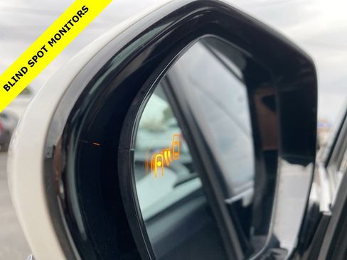 Used 2017 Toyota Prius Four Touring image 14