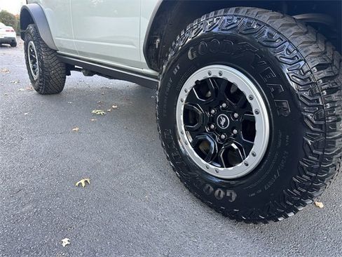 Certified 2021 Ford Bronco Badlands image 11