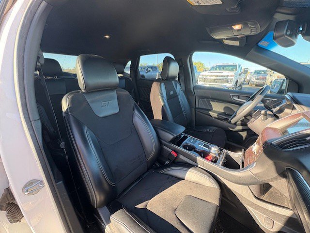 Used 2019 Ford Edge ST w/ Convenience Package AWD/4WD image 6