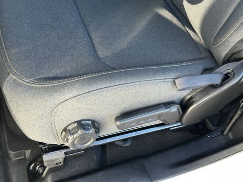 Used 2025 Jeep Wrangler Sport image 20