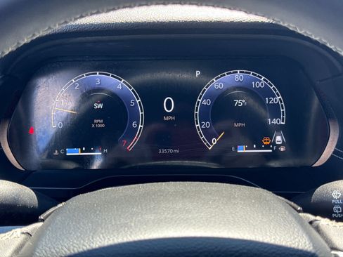 Used 2023 Jeep Grand Cherokee L Laredo AWD/4WD image 18