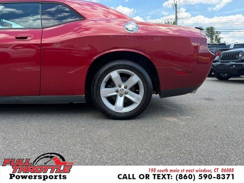 Used 2009 Dodge Challenger R/T RWD image 24