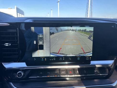 Used 2022 GMC Sierra 1500 SLT w/ SLT Premium Plus Package image 15