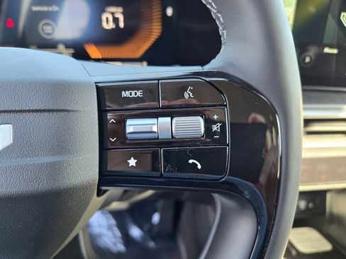 New 2026 Kia Sorento S FWD image 14